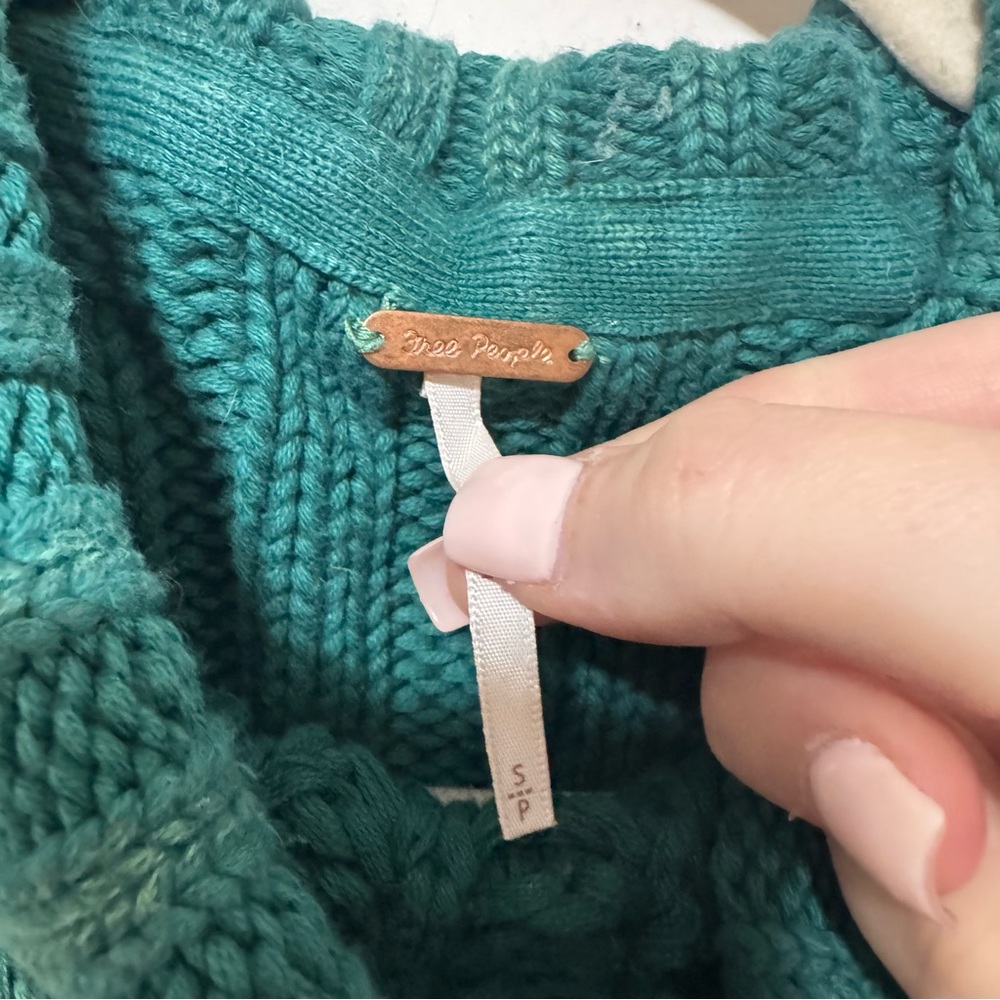 Free People Emerald Green Cable Knit Chunky Sweater Small - Picture 4 of 5